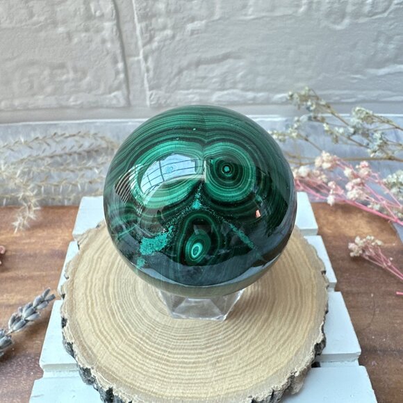 Gorgeous Malachite Sphere from the Congo - Picture 4 of 10